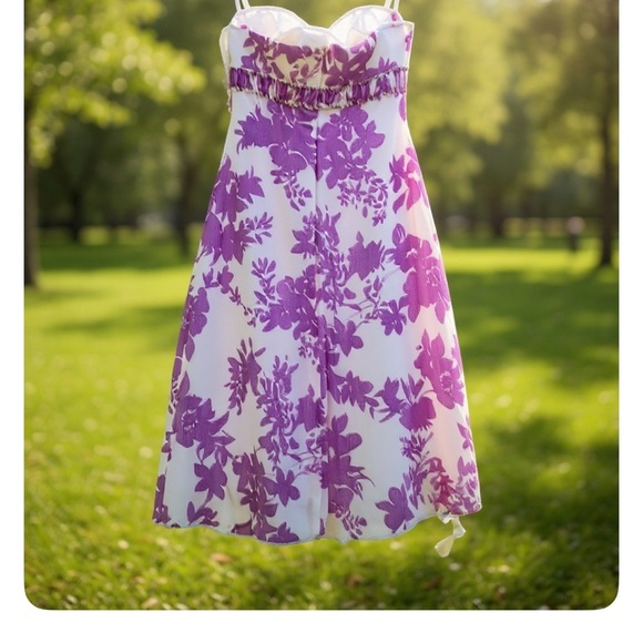 David's Bridal Violet Sweetheart Balloon Dress - Picture 15 of 15
